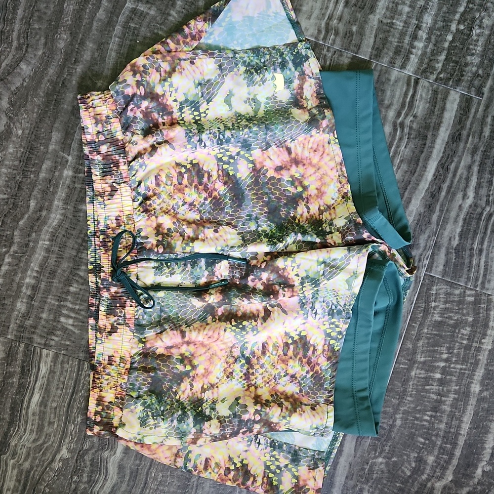 Shefit 2 in 1 running shorts snake print